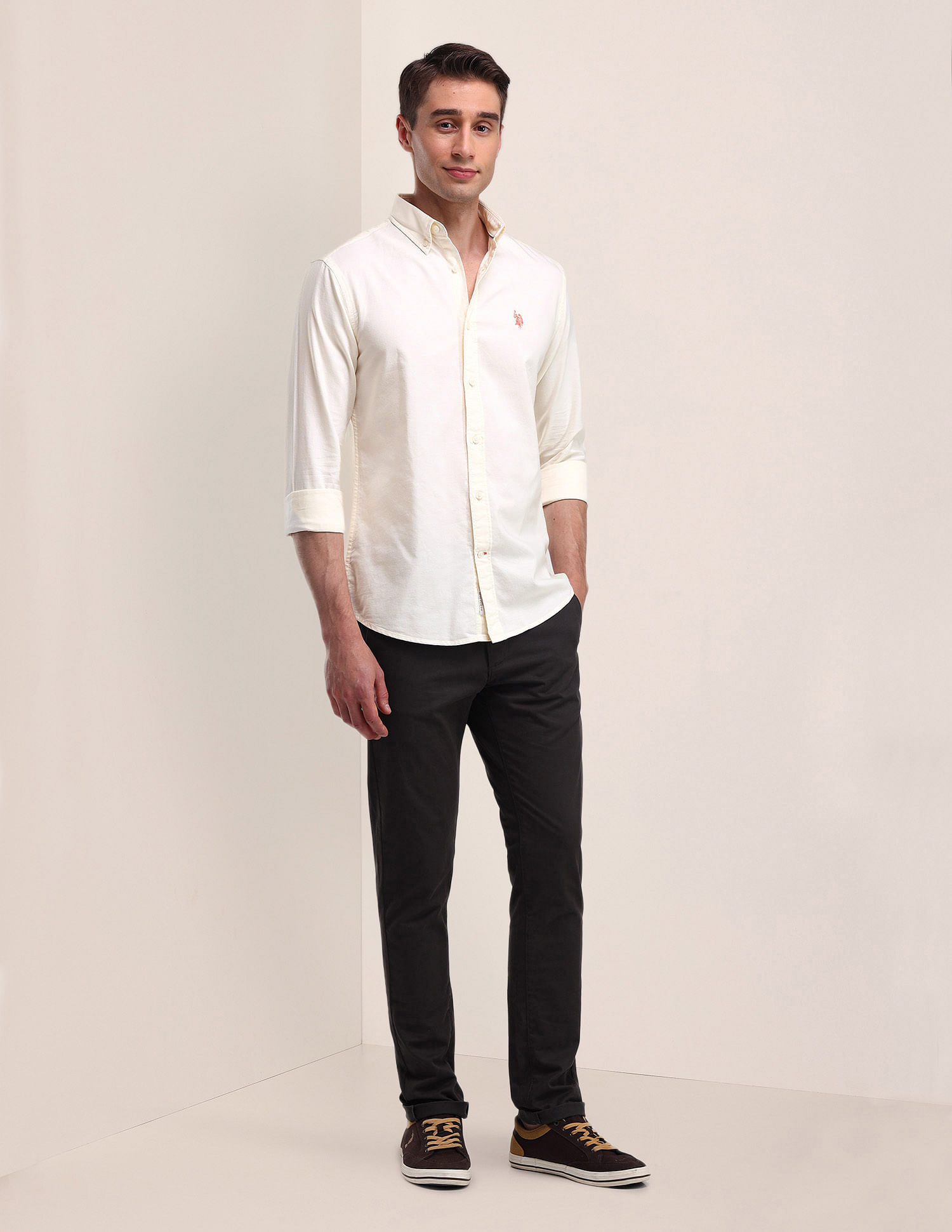 U.S. Polo Assn. Tailored Fit Solid Shirt