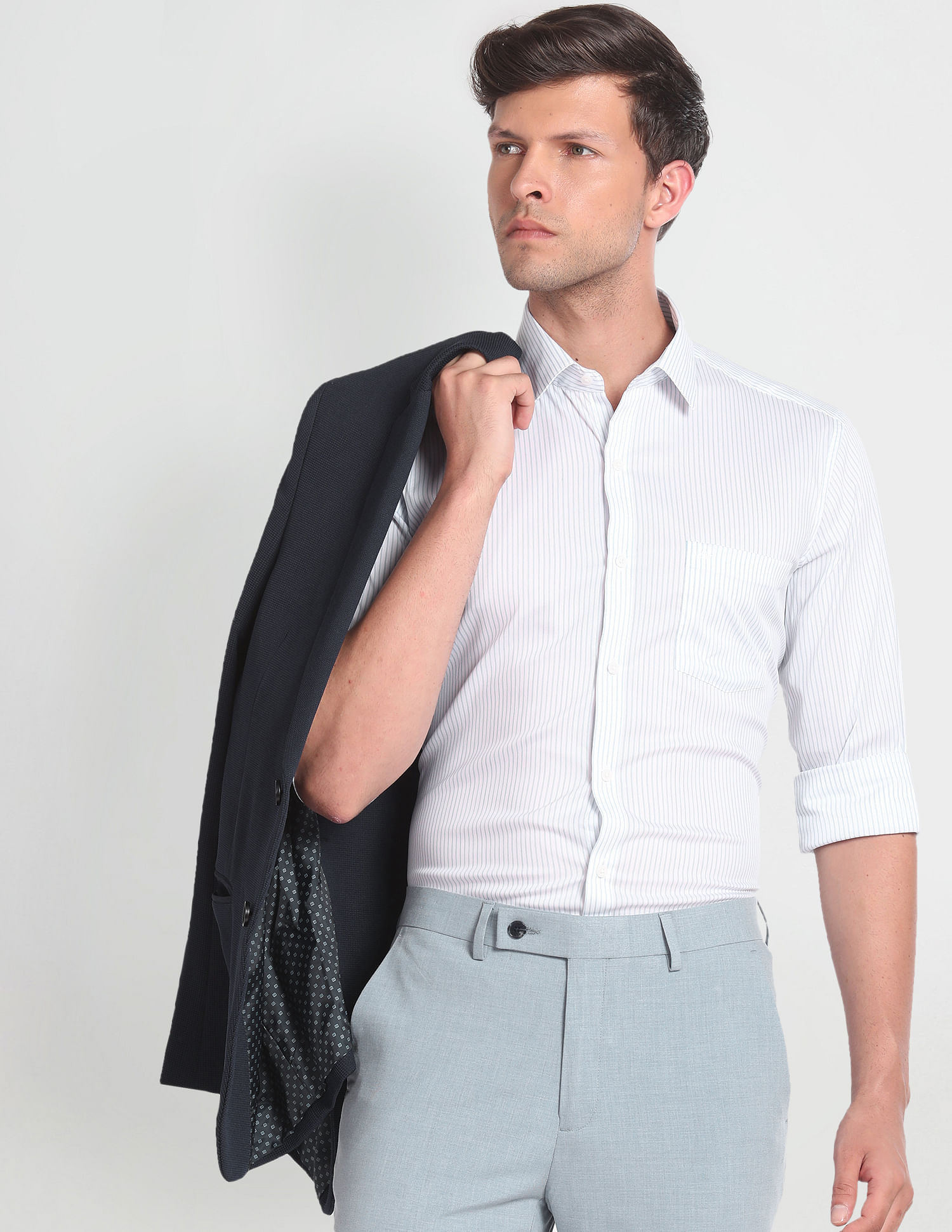 Arrow Vertical Stripe Manhattan Slim Fit Shirt