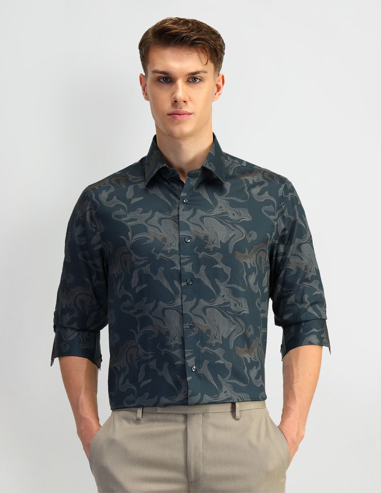 Arrow Abstract Printed Manhattan Slim Fit Shirt