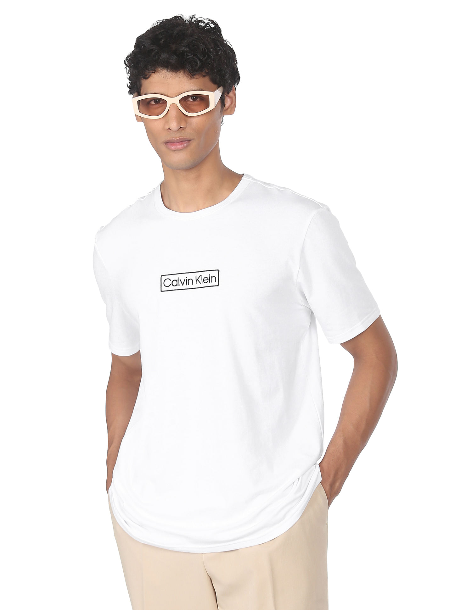 Buy Calvin Klein Men White Reimagined Heritage Lounge T-Shirt - NNNOW.com