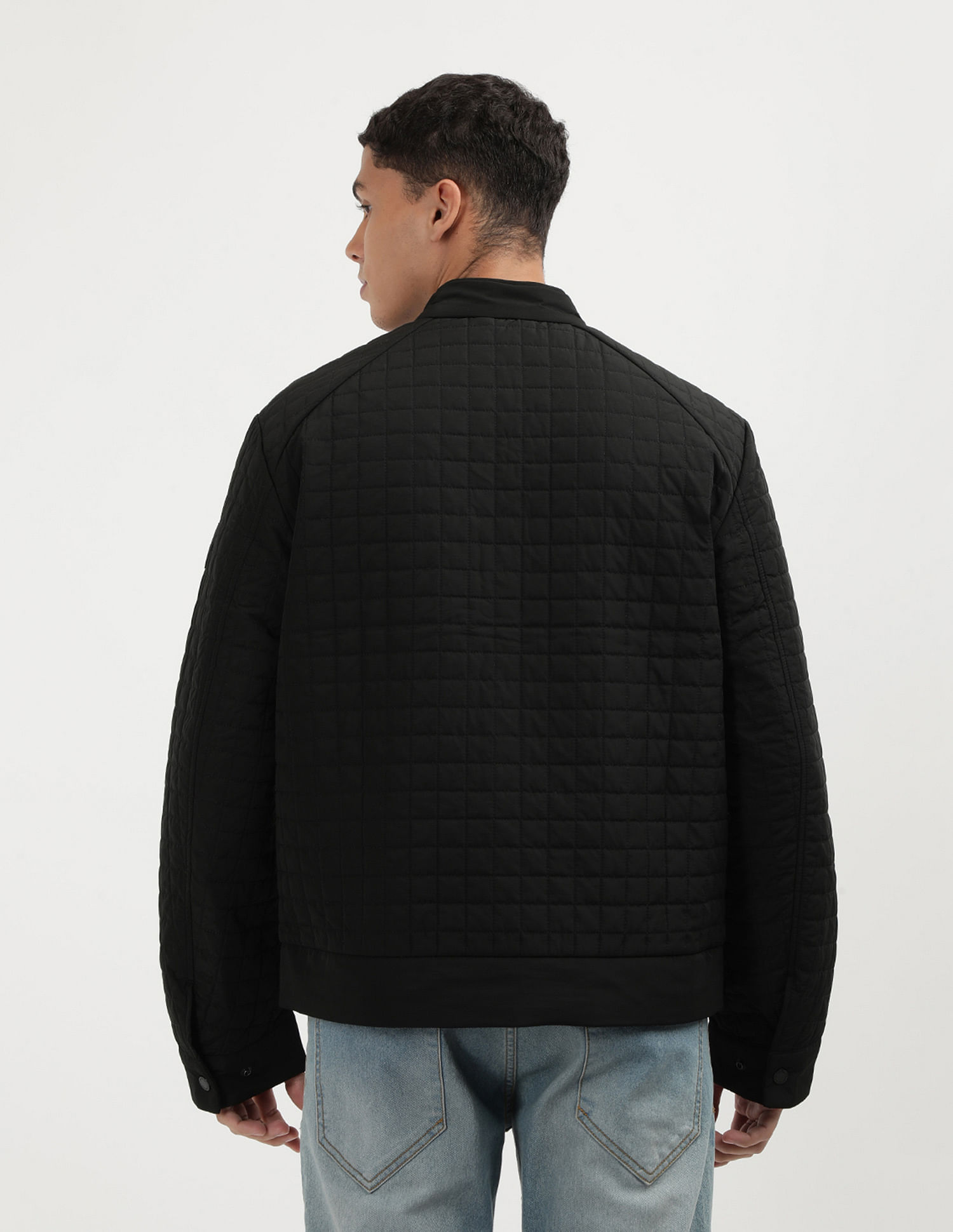 Calvin Klein Jeans Regular Fit Solid Quilted Jacket