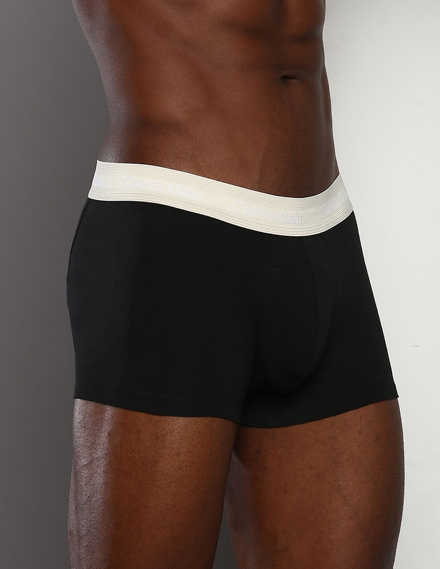 Buy Calvin Klein Underwear Low Rise Solid Trunks - Pack Of 3 - NNNOW.com