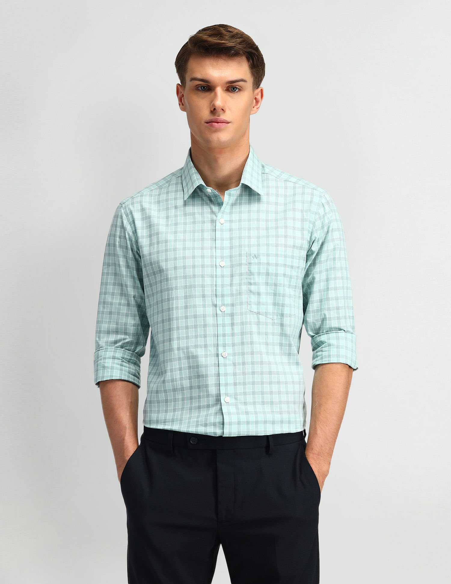 Arrow Manhattan Slim Fit Cotton Shirt