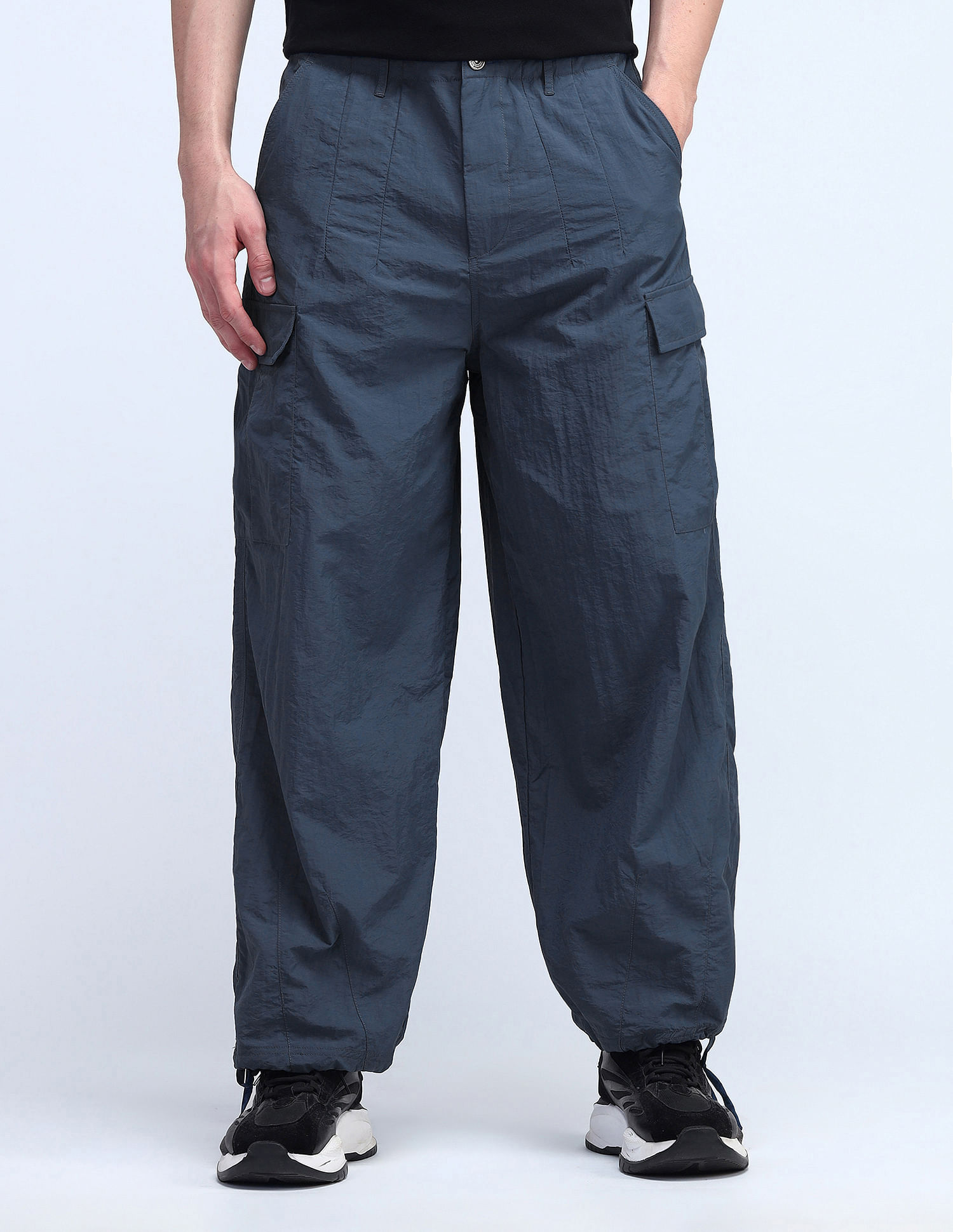 Flying Machine Cobain Loose Fit Mid Rise Cargos