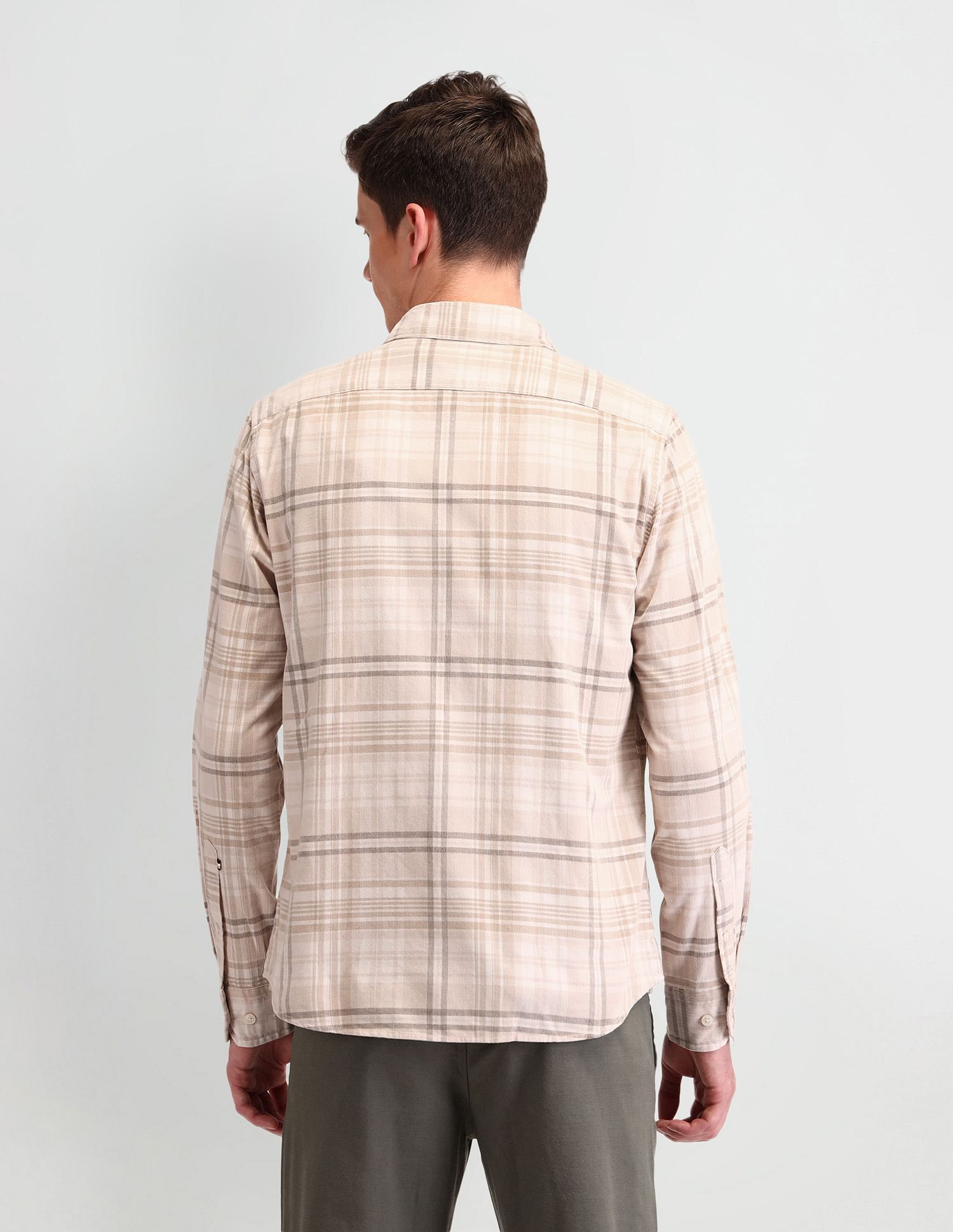 Arrow Sport Tailored Fit Lightweight Corduroy Shirt