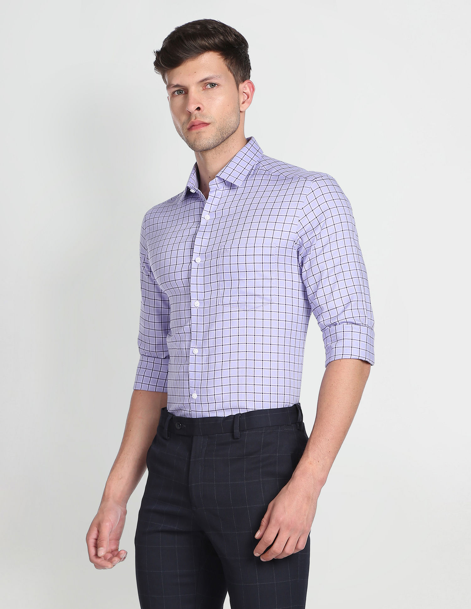 Arrow Manhattan Slim Fit Graph Check Formal Shirt