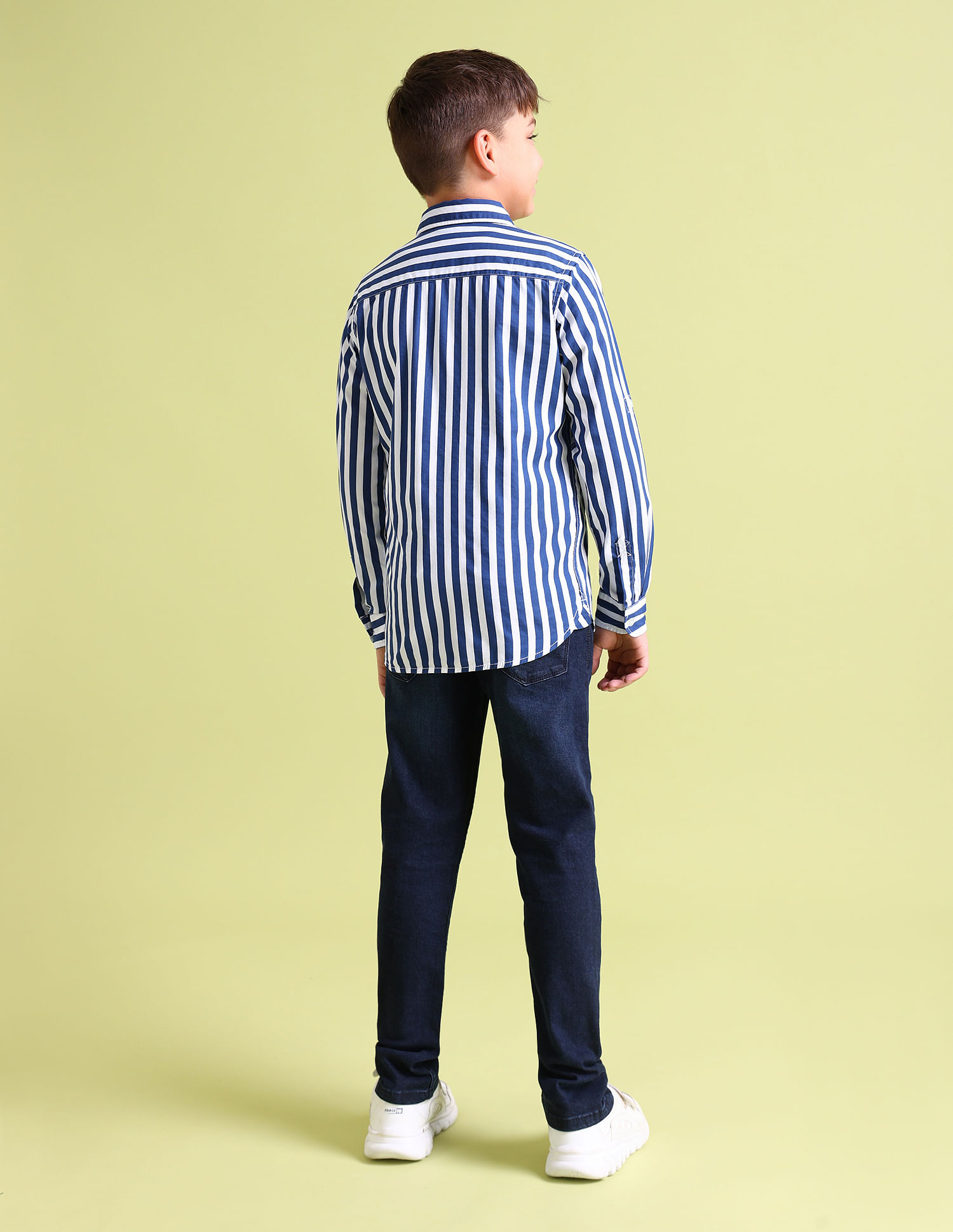 U.S. Polo Assn. Kids Boys Vertical Stripe Spread Collar Shirt