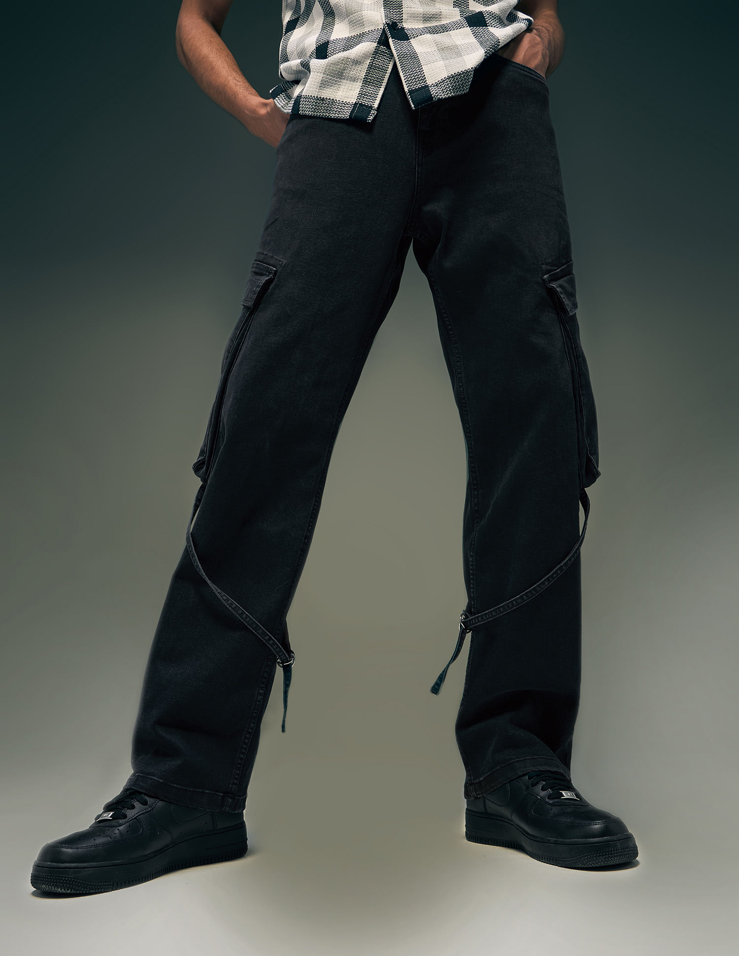 Flying Machine Cobain Loose Fit Black Jeans