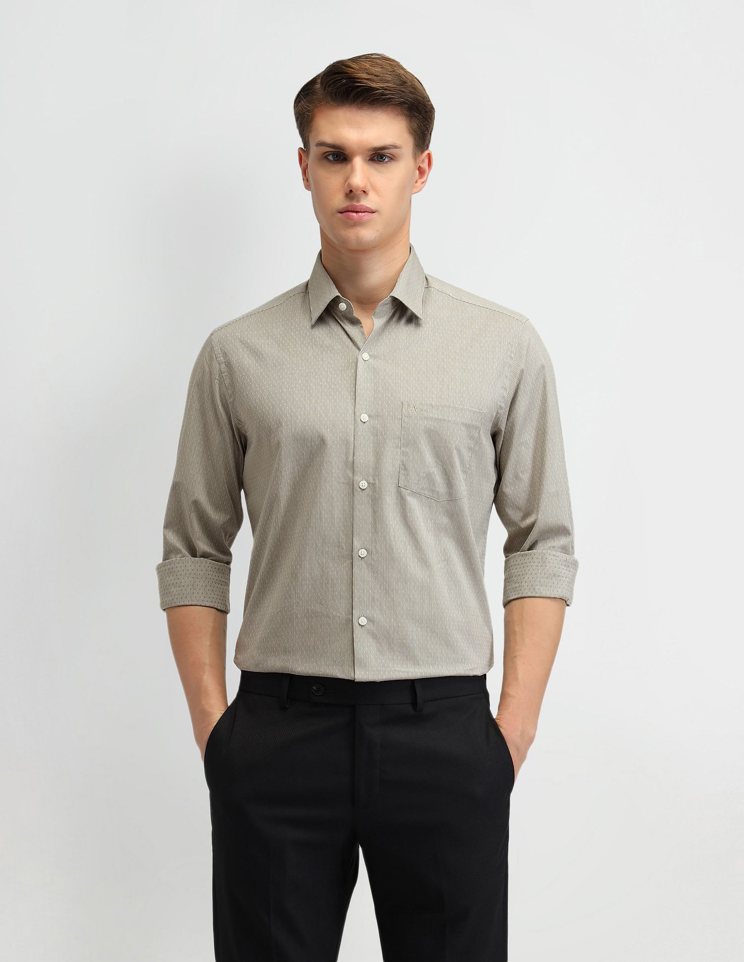 Arrow Vertical Striped Manhattan Slim Fit Shirt