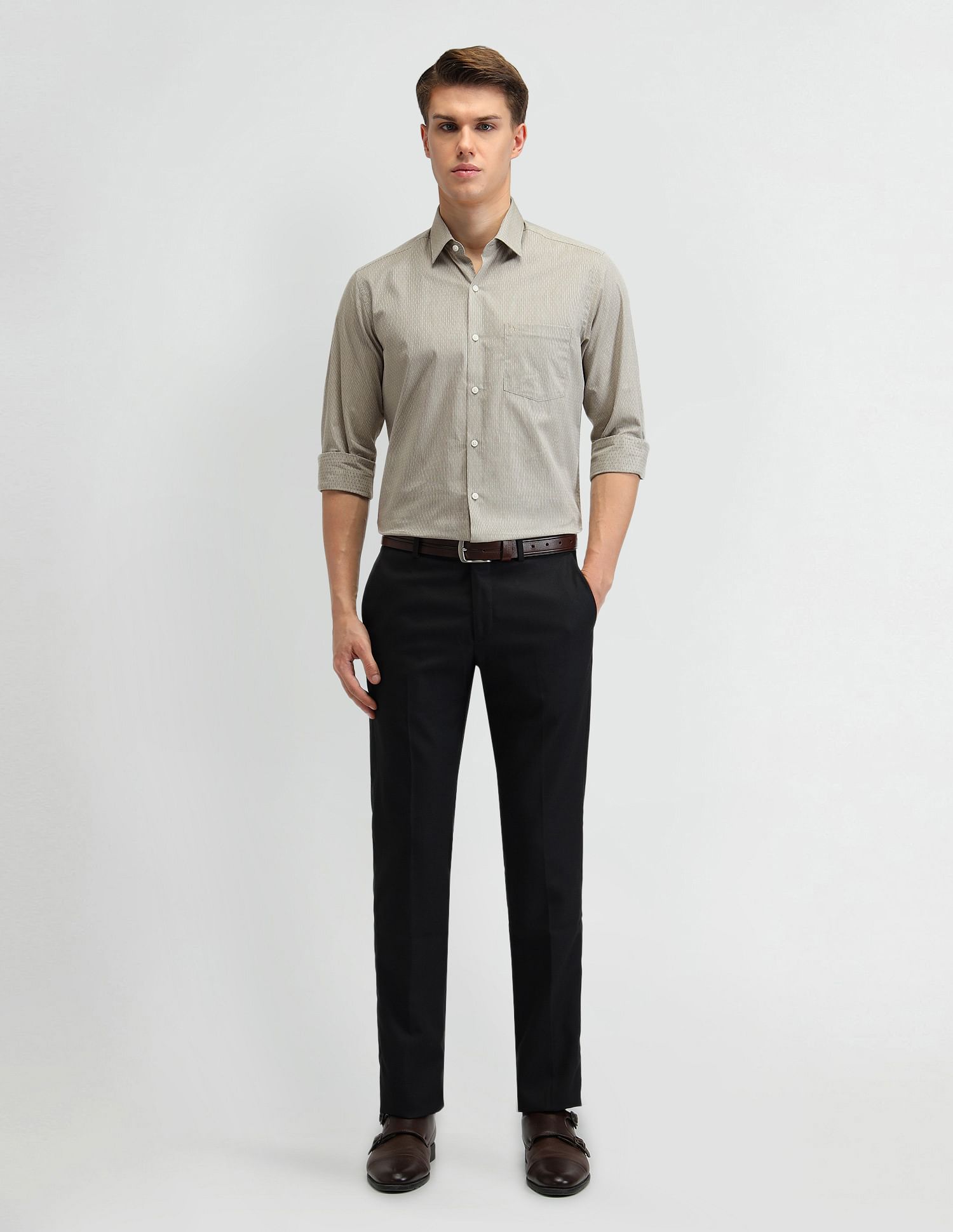 Arrow Vertical Striped Manhattan Slim Fit Shirt