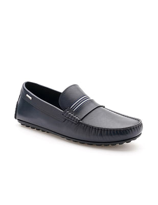 Arrow Round Toe Leather Audient Loafers