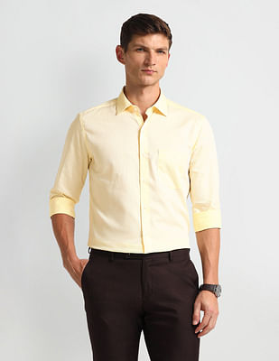 Arrow Manhattan Slim Fit Cotton Shirt