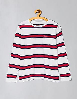 gap red and white striped shirt