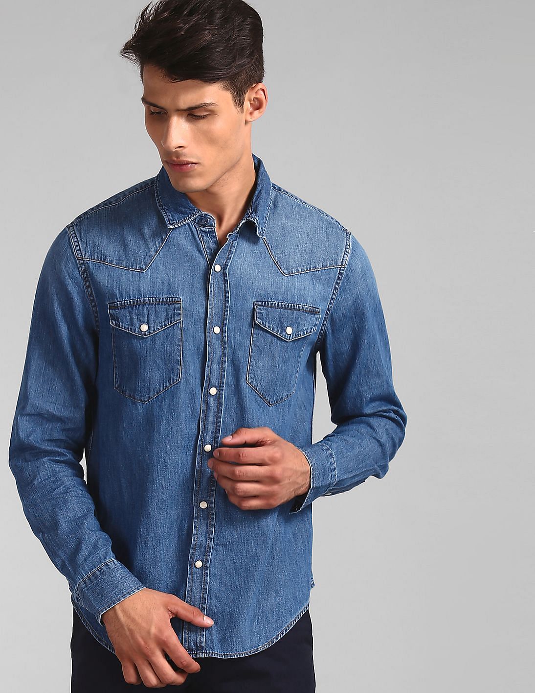 Buy GAP Men Blue Slim Fit Western Shirt In Denim - NNNOW.com