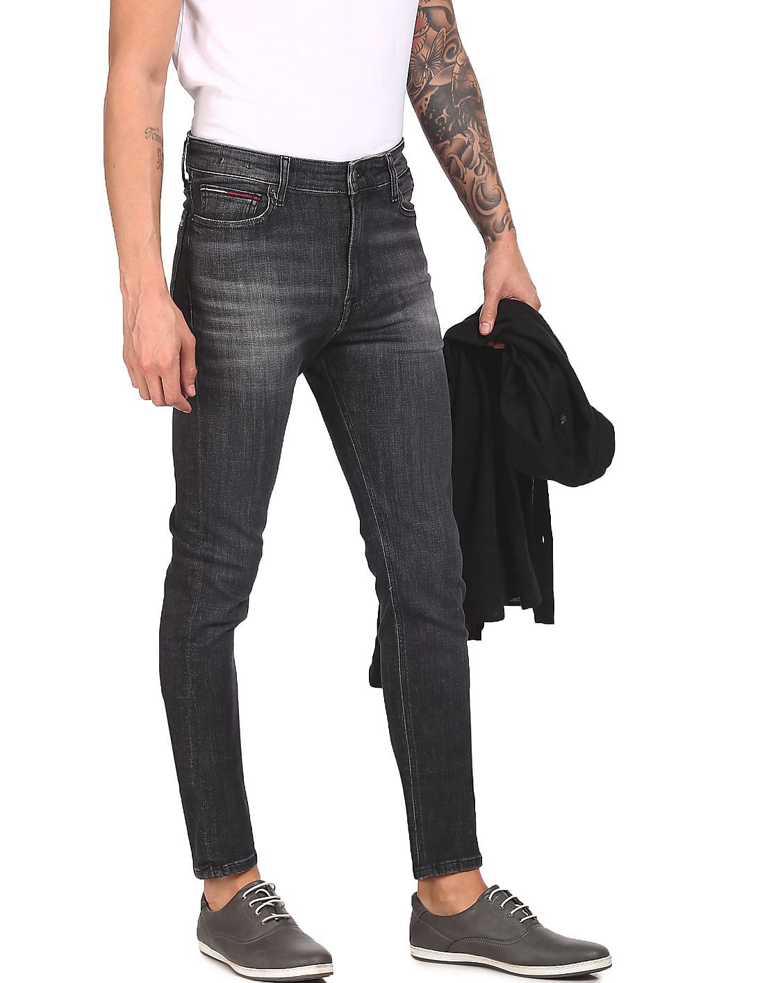 Vanaf daar tijdelijk supermarkt Buy Tommy Hilfiger Men Black Simon Skinny Fit Dynamic Clean Look Jeans -  NNNOW.com