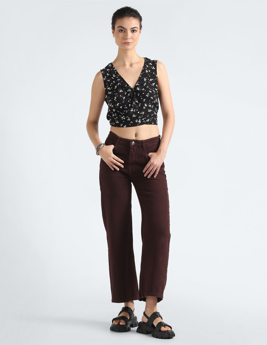 売れ筋商品|||トミー ヒルフィガー カットソー トップス レディース Women's Floral-Print Ruffle V-Neck Top Midnight/ Powder Tommy Hilfiger Women's Printed Ruffled Sleeveless Top - Macy's