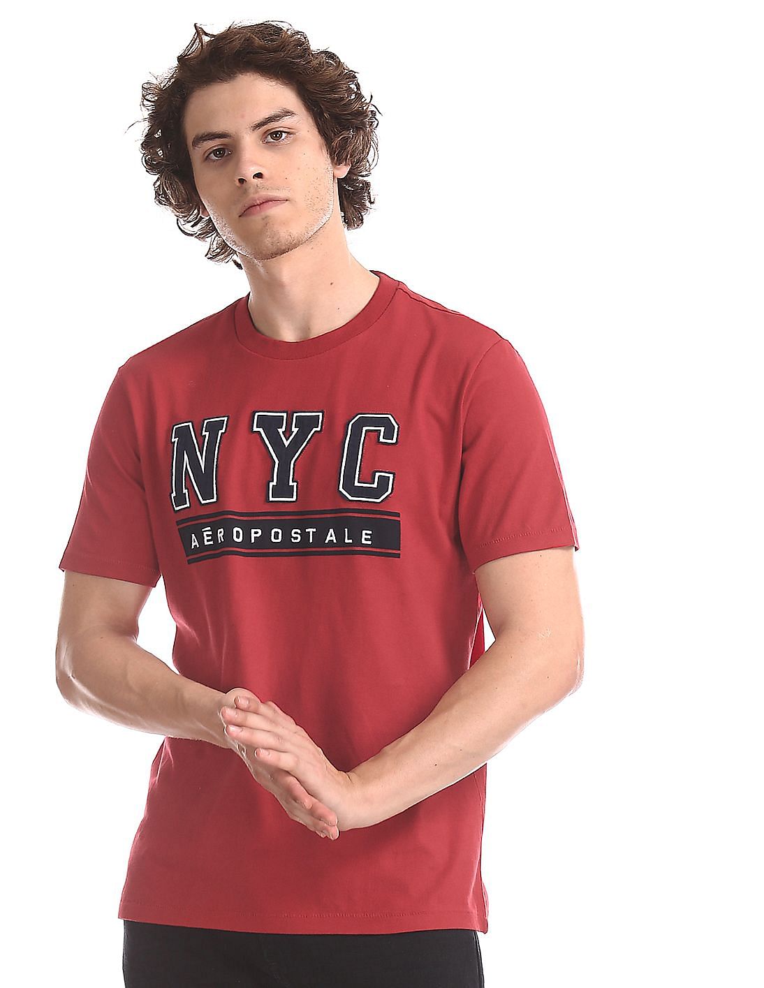 Buy Aeropostale Red Regular Fit Appliqued T-Shirt - NNNOW.com