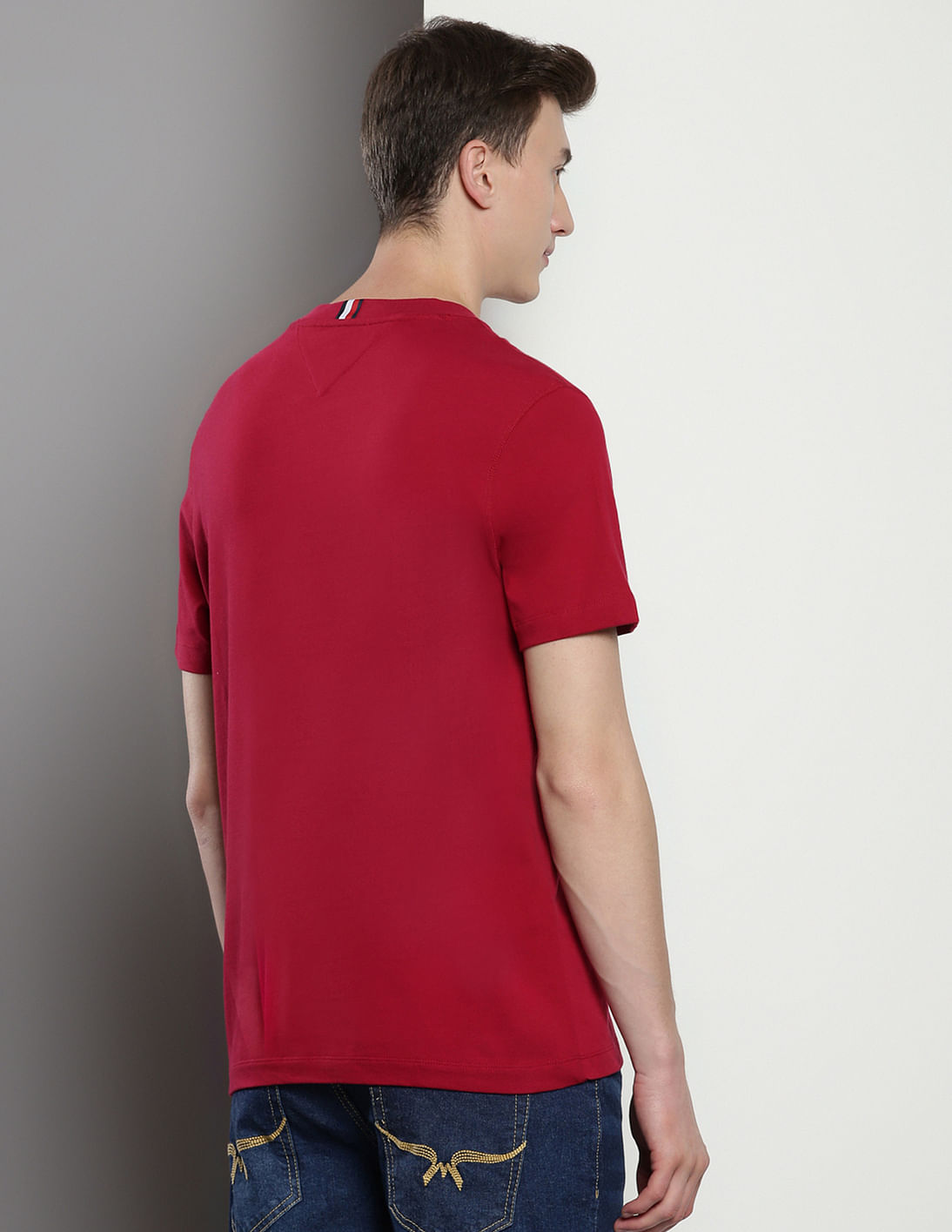 Buy Tommy Hilfiger Embroidered Monogram 85 T-Shirt - NNNOW.com