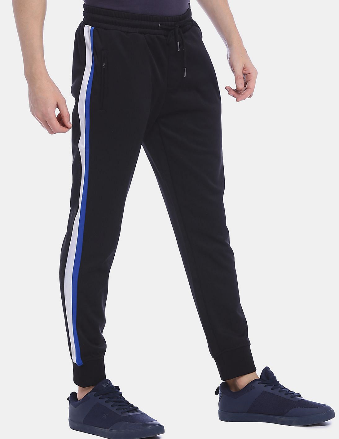 Buy Men Elasticized Waist Equidry Joggers online at NNNOW.com