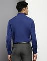 Tommy Hilfiger Cutaway Collar Solid Shirt